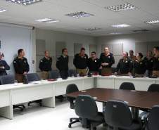 Na tarde da última quarta-feira (15/06) o Coordenador Executivo de Proteção e Defesa Civil, Ten.-Cel. Edemilson de Barros, ministrou uma palestra sobre a metodologia de Defesa Civil para os militares do Curso de Aperfeiçoamento de Oficiais (CAO) da Polícia Militar do Paraná.