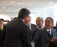 O governador Beto Richa assinou nesta quarta-feira (6), no Palácio Iguaçu, um termo de cooperação técnica entre o Paraná e o Governo do Japão para instalar, no Estado, um radar Banda X para monitoramento meteorológico e prevenção de desastres naturais na Região Metropolitana de Curitiba