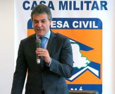 O governador Beto Richa assinou nesta quarta-feira (6), no Palácio Iguaçu, um termo de cooperação técnica entre o Paraná e o Governo do Japão para instalar, no Estado, um radar Banda X para monitoramento meteorológico e prevenção de desastres naturais na Região Metropolitana de Curitiba
