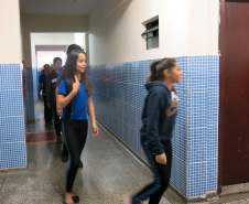 Na tarde da última terça-feira, a Coordenadoria Estadual de Proteção e Defesa Civil e a 1ª Coordenadoria Regional de Proteção e Defesa Civil (CORPDEC), através do Programa Brigadas Escolares, realizaram treinamento do Plano de Abandono no Colégio Estadual Professor Teobaldo Leonardo Kletemberg, no Sítio Cercado, em Curitiba