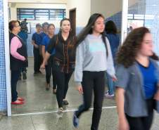 Na tarde da última terça-feira, a Coordenadoria Estadual de Proteção e Defesa Civil e a 1ª Coordenadoria Regional de Proteção e Defesa Civil (CORPDEC), através do Programa Brigadas Escolares, realizaram treinamento do Plano de Abandono no Colégio Estadual Professor Teobaldo Leonardo Kletemberg, no Sítio Cercado, em Curitiba