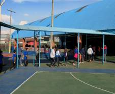 Na tarde da última terça-feira, a Coordenadoria Estadual de Proteção e Defesa Civil e a 1ª Coordenadoria Regional de Proteção e Defesa Civil (CORPDEC), através do Programa Brigadas Escolares, realizaram treinamento do Plano de Abandono no Colégio Estadual Professor Teobaldo Leonardo Kletemberg, no Sítio Cercado, em Curitiba