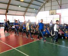 Na tarde da última terça-feira, a Coordenadoria Estadual de Proteção e Defesa Civil e a 1ª Coordenadoria Regional de Proteção e Defesa Civil (CORPDEC), através do Programa Brigadas Escolares, realizaram treinamento do Plano de Abandono no Colégio Estadual Professor Teobaldo Leonardo Kletemberg, no Sítio Cercado, em Curitiba