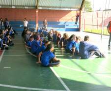 Na tarde da última terça-feira, a Coordenadoria Estadual de Proteção e Defesa Civil e a 1ª Coordenadoria Regional de Proteção e Defesa Civil (CORPDEC), através do Programa Brigadas Escolares, realizaram treinamento do Plano de Abandono no Colégio Estadual Professor Teobaldo Leonardo Kletemberg, no Sítio Cercado, em Curitiba