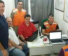 Um dos municípios mais afetados durante as chuvas de granizo desta terça-feira (12) foi Salto do Lontra, que teve danos e prejuízos extensivos em todo o município, afetando tanto os moradores quanto a administração pública local