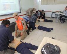No dia 16 de setembro a Coordenadoria Estadual de Proteção e Defesa Civil (CEPDEC), por intermédio do Centro Universitário de Estudos e Pesquisas sobre Desastres – CEPED/PR formou 58 brigadistas de incêndio, sendo 23 do Palácio Iguaçu e 58 do Palácio das Araucárias