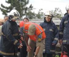 No dia 16 de setembro a Coordenadoria Estadual de Proteção e Defesa Civil (CEPDEC), por intermédio do Centro Universitário de Estudos e Pesquisas sobre Desastres – CEPED/PR formou 58 brigadistas de incêndio, sendo 23 do Palácio Iguaçu e 58 do Palácio das Araucárias
