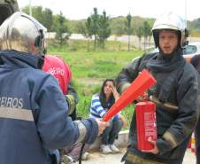 No dia 16 de setembro a Coordenadoria Estadual de Proteção e Defesa Civil (CEPDEC), por intermédio do Centro Universitário de Estudos e Pesquisas sobre Desastres – CEPED/PR formou 58 brigadistas de incêndio, sendo 23 do Palácio Iguaçu e 58 do Palácio das Araucárias
