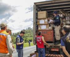 Os estados do Paraná, Santa Catarina, Rio Grande do Sul, Mato Grosso do Sul e São Paulo promoveram nesta quinta-feira (10), de forma simultânea, uma operação de abordagem e fiscalização dos veículos que transportam produtos perigosos