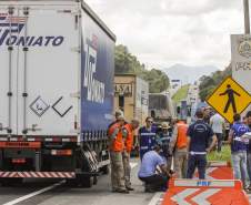 Os estados do Paraná, Santa Catarina, Rio Grande do Sul, Mato Grosso do Sul e São Paulo promoveram nesta quinta-feira (10), de forma simultânea, uma operação de abordagem e fiscalização dos veículos que transportam produtos perigosos