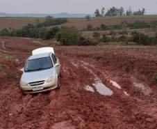 estradas rurais danificadas