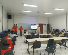 Coordenadores de Defesa Civil dos Campos Gerais recebem treinamento