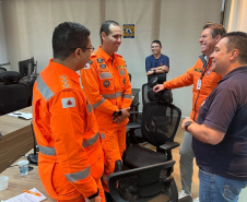 Visita dos militares do Corpo de Bombeiros Militar de Minas Gerais