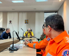 Visita dos militares do Corpo de Bombeiros Militar de Minas Gerais