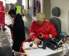 Radioamadores voluntários treinam protocolos em simulado de comunicação