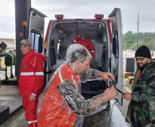 Radioamadores voluntários treinam protocolos em simulado de comunicação