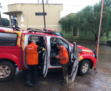 Radioamadores voluntários treinam protocolos em simulado de comunicação