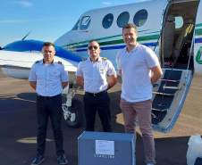 Aviões do Paraná levam veterinários, medicamentos e internet ao Rio Grande do Sul