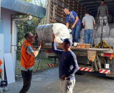 Aquece Paraná recebe doação de 4 mil cobertores das Lojas Daju 