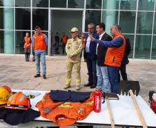 Autoridades e equipamentos que serão adquiridos
