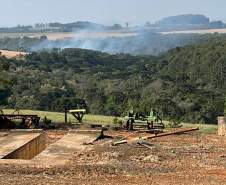 Aviões contratados pelo Estado reforçam combates a dois incêndios em Ponta Grossa