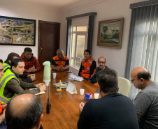 Pós-chuvas: equipes da Defesa Civil e IAT vistoriam pontos críticos em General Carneiro