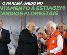 Resposta rápida: Estado entrega equipamentos a 100 municípios para combate a incêndios