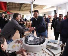 Em Rio Bonito do Iguaçu, Ratinho Junior anuncia força-tarefa para reconstrução das casas