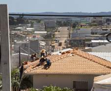 Cobertura das casas danificadas deve ser concluída neste fim de semana em Rio Bonito do Iguaçu
