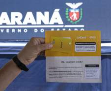 Estado entrega primeiros cartões de até R$ 50 mil para reconstrução de casas em Rio Bonito do Iguaçu