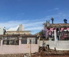 Defesa Civil já enviou 5.200 telhas e coordena doações de materiais a Rio Bonito do Iguaçu