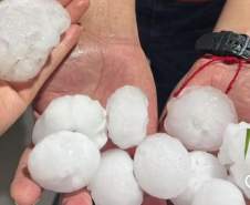 Granizo de 100g e ventos de 95 km/h: Defesa Civil prepara ajuda a municípios afetados