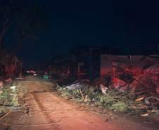 432 pessoas são atendidas após tornado em Rio Bonito do Iguaçu; governador decola para região