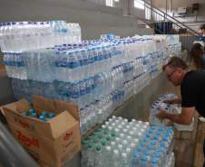 Com mais de mil desalojados e desabrigados, governo e municípios preparam abrigos