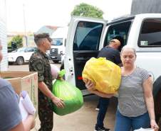 Com mais de mil desalojados e desabrigados, governo e municípios preparam abrigos