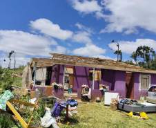 Defesa Civil do Paraná atua em 33 municípios para reparar danos causados pelos vendavais