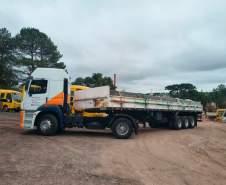 Defesa Civil envia 2.600 telhas para imóveis danificados pelo tornado em Piraí do Sul