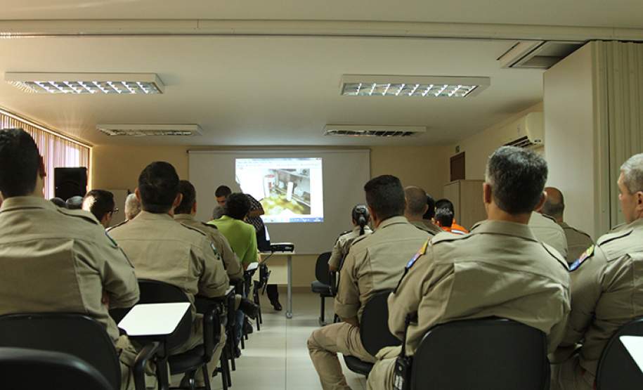3ª CORPDEC promove palestra sobre Toxicologia e Segurança Química. No dia 25 de novembro de 2016, a 3ª Coordenadoria Regional de Proteção e Defesa Civil (3ª CORPDEC) promoveu uma palestra com o tema: “Toxicologia e Segurança Química”, ministrada pelo Professor Doutor Tiago Severo Peixe, da Universidade Estadual de Londrina (Voluntário na Defesa Civil).