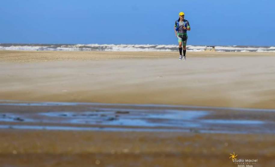 Integrante da Defesa Civil Estadual vence Ultramaratona de 226 km e quebra recorde da prova Durante os dias 1, 2 e 3 de dezembro aconteceu a EXTREMOSUL ULTRAMARATHON, prova de corrida com nada menos que 226 quilômetros de distância.