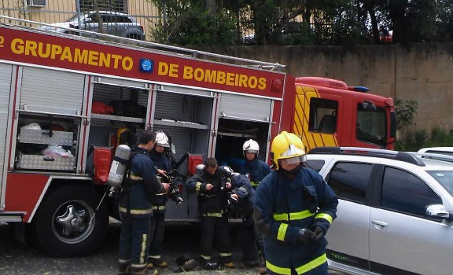 O Segundo Grupamento de Bombeiros participou no dia 07 de Dezembro de 2016,  do treinamento de Plano de Abandono  na Unidade Centro Esportivo do SESC – PG, sito a rua  Ciro de Lima Garcia, nº 70, Vila Nova