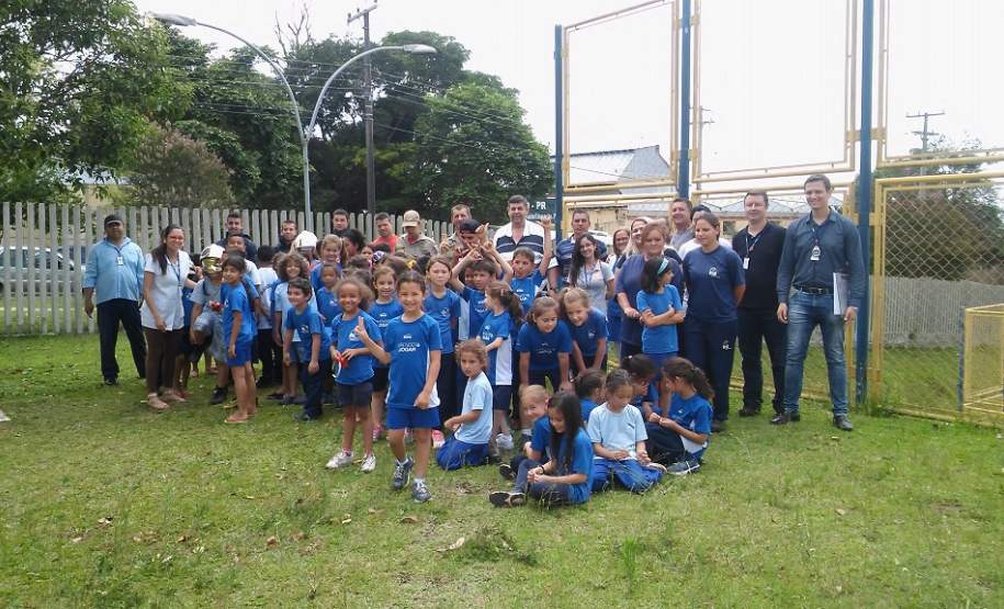 O Segundo Grupamento de Bombeiros participou no dia 07 de Dezembro de 2016,  do treinamento de Plano de Abandono  na Unidade Centro Esportivo do SESC – PG, sito a rua  Ciro de Lima Garcia, nº 70, Vila Nova