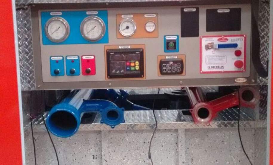 Posto de bombeiros comunitário de Nova Esperança adquire viatura com recursos do FUNREBOM para a Defesa Civil municipal. Posto de bombeiros comunitário de Nova Esperança adquire viatura com recursos do FUNREBOM para a Defesa Civil municipal.