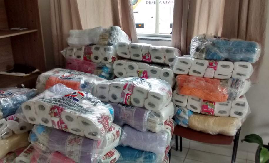 Entrega complementar de Ajuda Humanitária em Conselheiro Mairinck-PR Entrega complementar de Ajuda Humanitária em Conselheiro Mairinck-PR