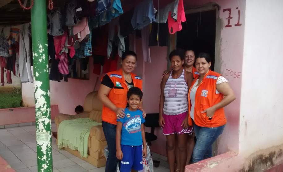 Entrega complementar de Ajuda Humanitária em Conselheiro Mairinck-PR Entrega complementar de Ajuda Humanitária em Conselheiro Mairinck-PR