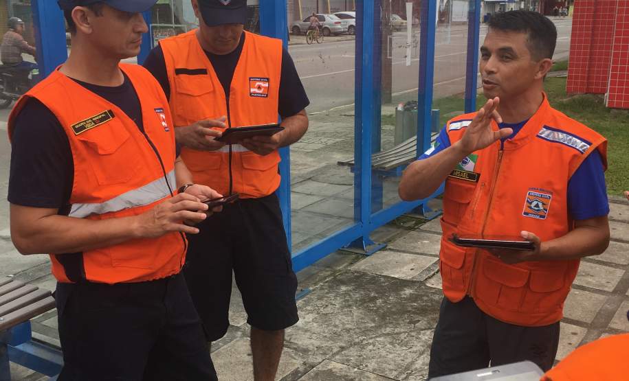 Defesa Civil Estadual realiza entrega de Tablets para a Regional do Litoral