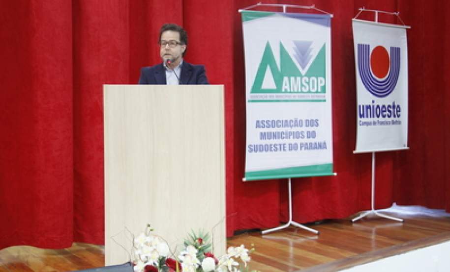 Governo promove seminário regional de meio ambiente em Francisco Beltrão