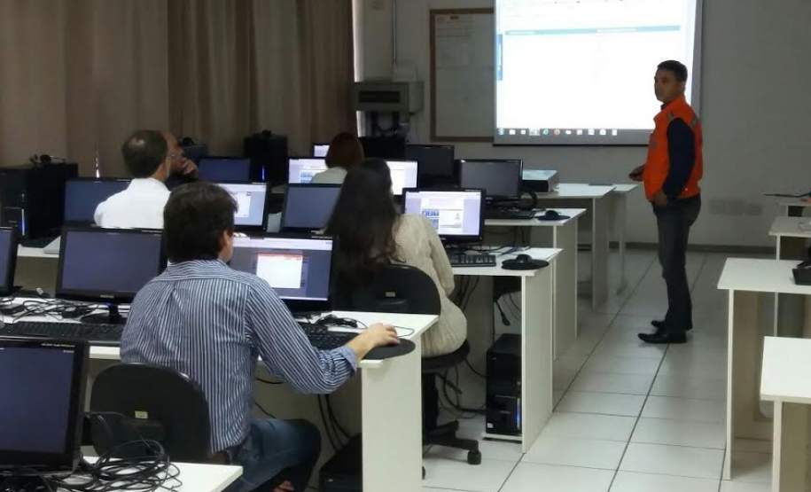 Municípios do Oeste e Sudoeste do Recebem instrução da CEPDEC - (Coordenadoria Estadual de Proteção e Defesa Civil) Municípios do Oeste e Sudoeste do Recebem instrução da CEPDEC - (Coordenadoria Estadual de Proteção e Defesa Civil)