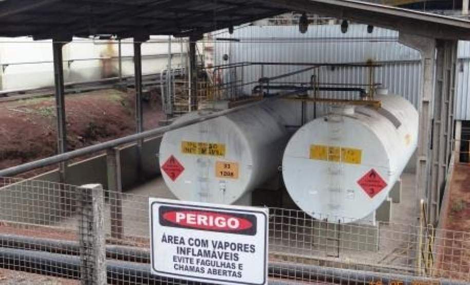 FISCALIZAÇÃO EM ESTOCAGEM E MANUSEIO DE PRODUTOS PERIGOSOS EM TOLEDO
