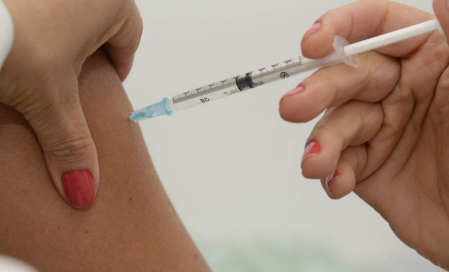Gestantes e crianças ainda têm baixa adesão à vacina da gripe Gestantes e crianças ainda têm baixa adesão à vacina da gripe