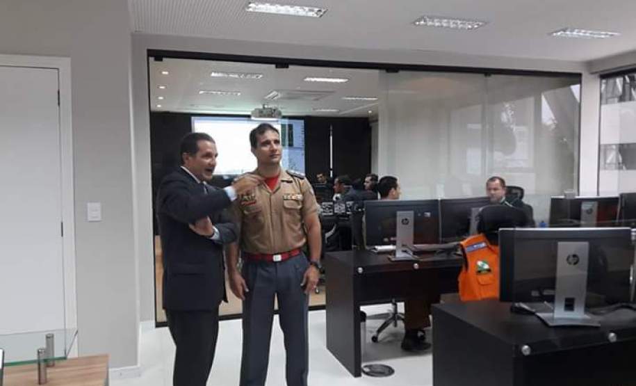 Coordenador Estadual de Proteção e Defesa Civil do Espírito Santo visita a CEPDEC do Paraná Coordenador Estadual de Proteção e Defesa Civil do Espírito Santo visita a CEPDEC do Paraná
